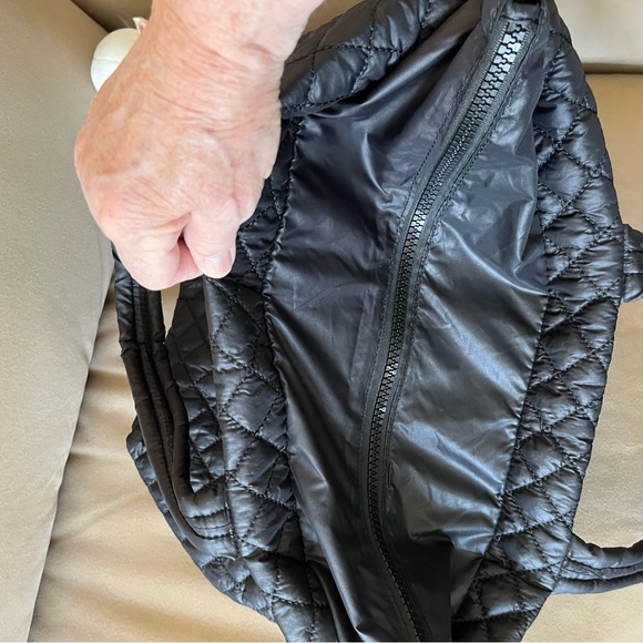 Urban Fit by Urban Expressions black quilted tote bag - Picture 11 of 16